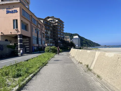 鶴岡3 鶴岡市湯野浜